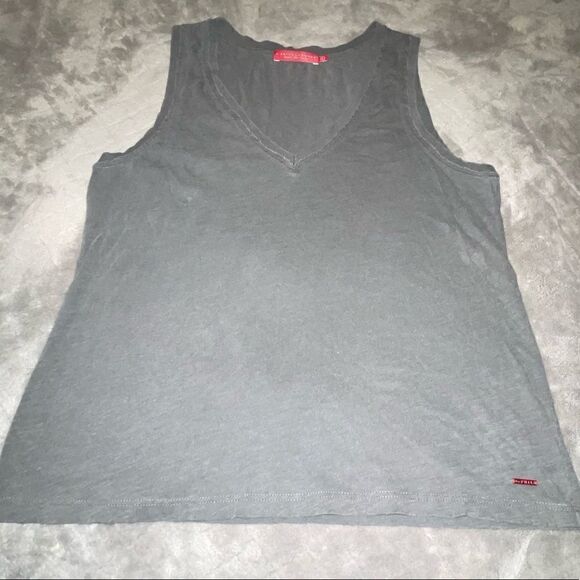 n:PHILANTHROPY Distressed Muscle Tee   - Picture 4 of 9